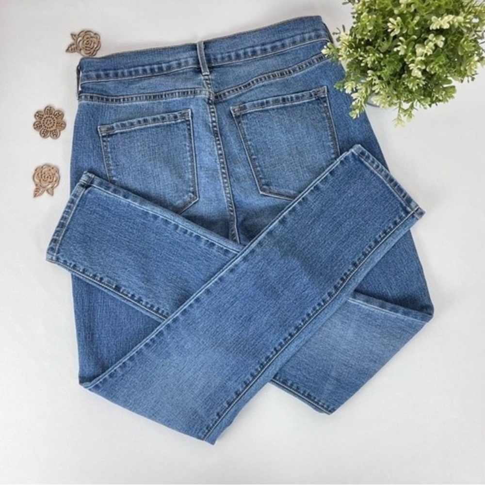 Old Navy Original Skinny Jeans Sz 6 Mid Rise Stretch Medium Wash Denim